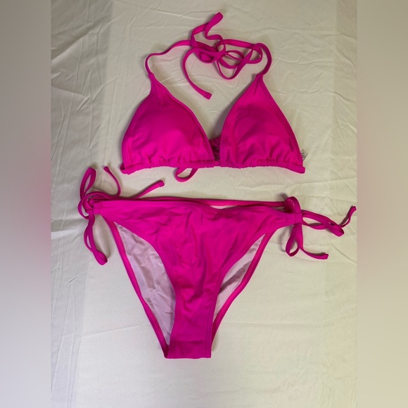 NWOT Vibrant Pink Halter Bikini with Adjustable Side-Tie Bottoms - Picture 2 of 7